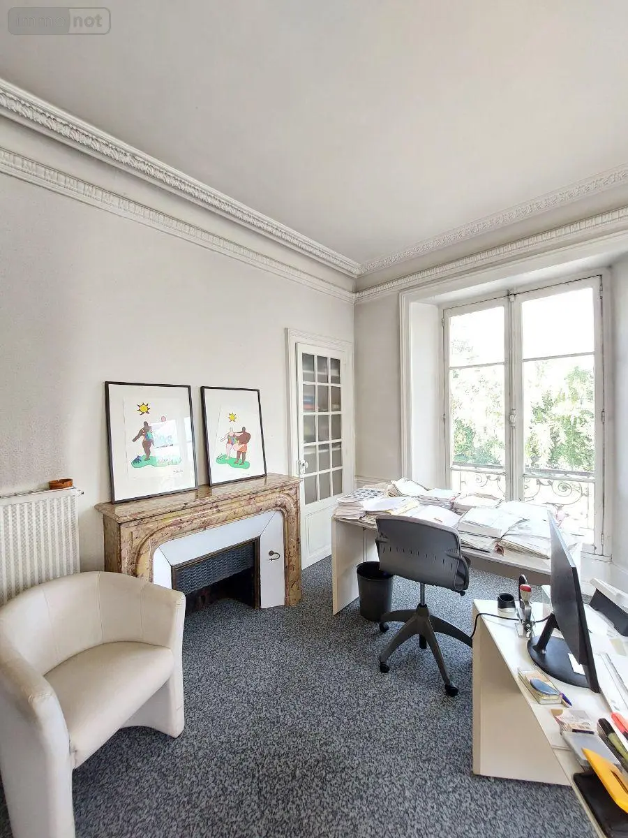 Immeuble de rapport a vendre Rennes 35000 Ille-et-Vilaine 35 189 m2 10 pièces 667800 euros 35009/CM-284 001