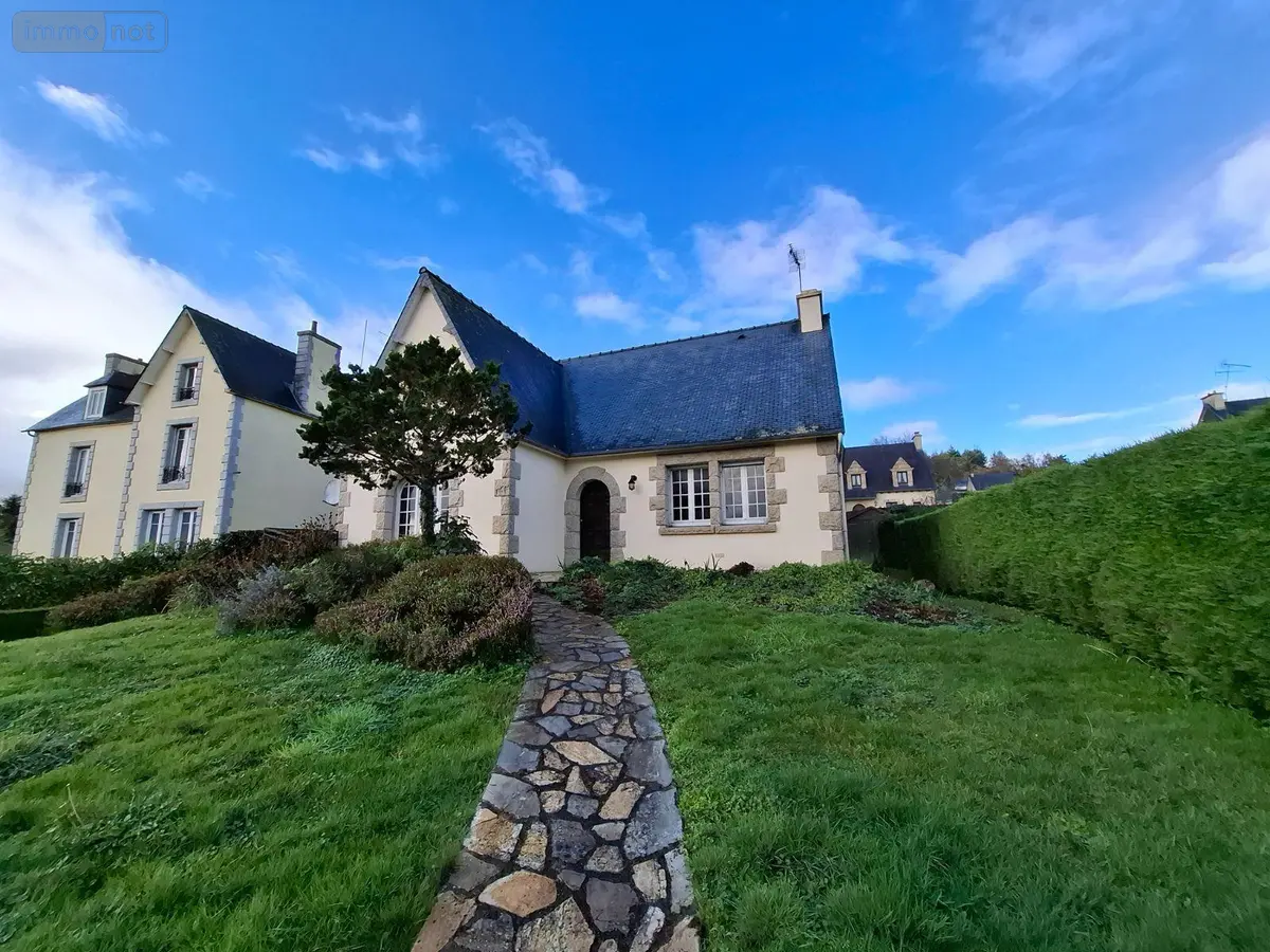 Maison a vendre Saint-Nicolas-du-Pélem 22480 Côtes-d'Armor 22 103 m2 3 pièces 121900 euros 22075-MA01656 001