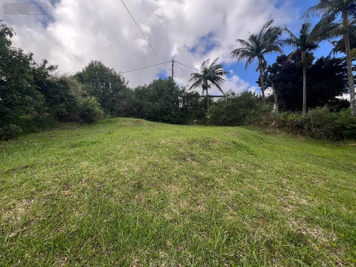 Terrain a batir a vendre Sainte-Marie 97438 La Réunion 974 107500 euros 97405/236 001