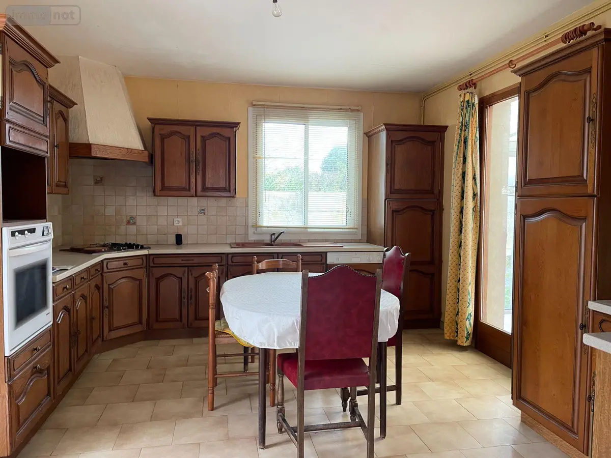 Maison a vendre Saint-Ouen-d'Aunis 17230 Charente-Maritime 17 130 m2 7 pièces 213200 euros VD/606 001
