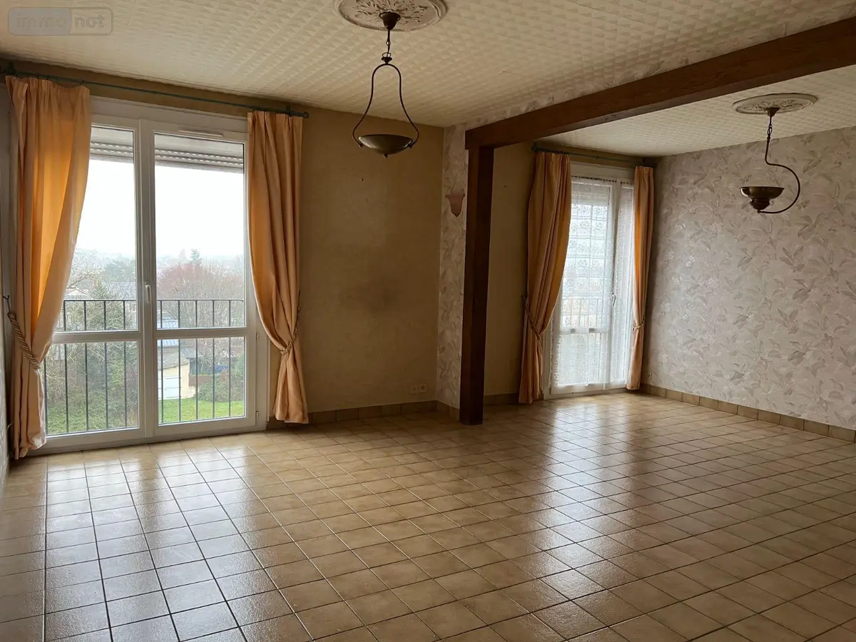 Appartement a vendre Châteauroux 36000 Indre 36 80 m2 4 pièces 70100 euros JA/797 001