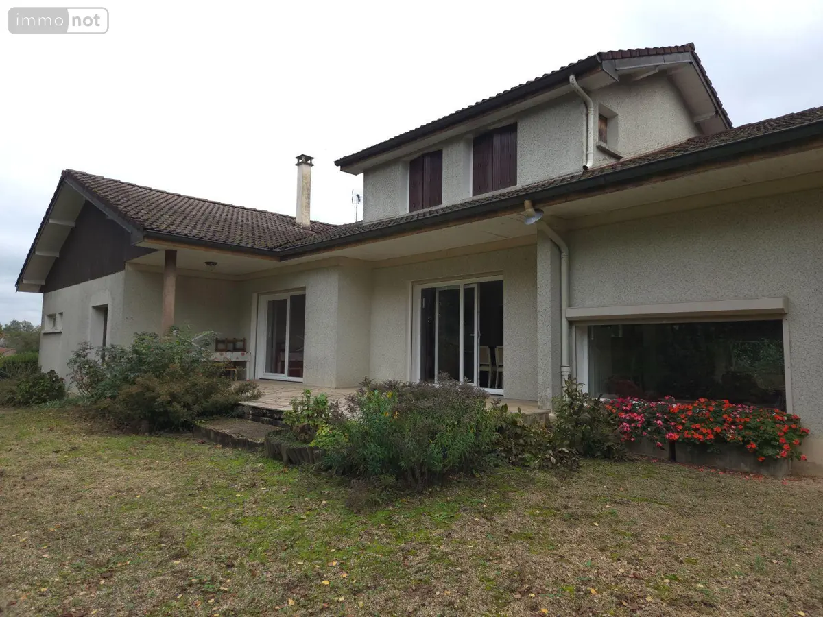 Maison a vendre Romenay 71470 Saône-et-Loire 71 192 m2 8 pièces 273000 euros 13779/980 001