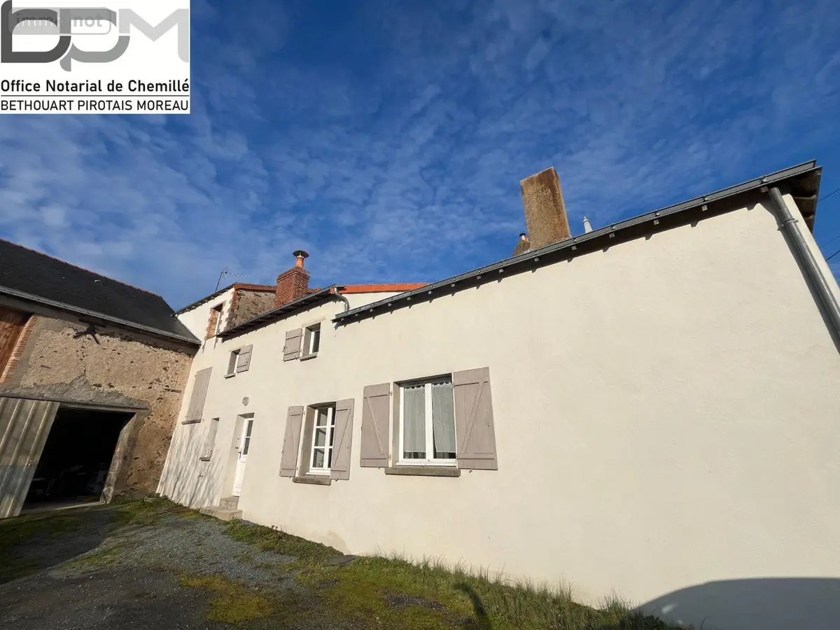 Appartement a vendre Chemillé-en-Anjou 49120 Maine-et-Loire 49 140 m2 6 pièces 310500 euros 49062/794 001