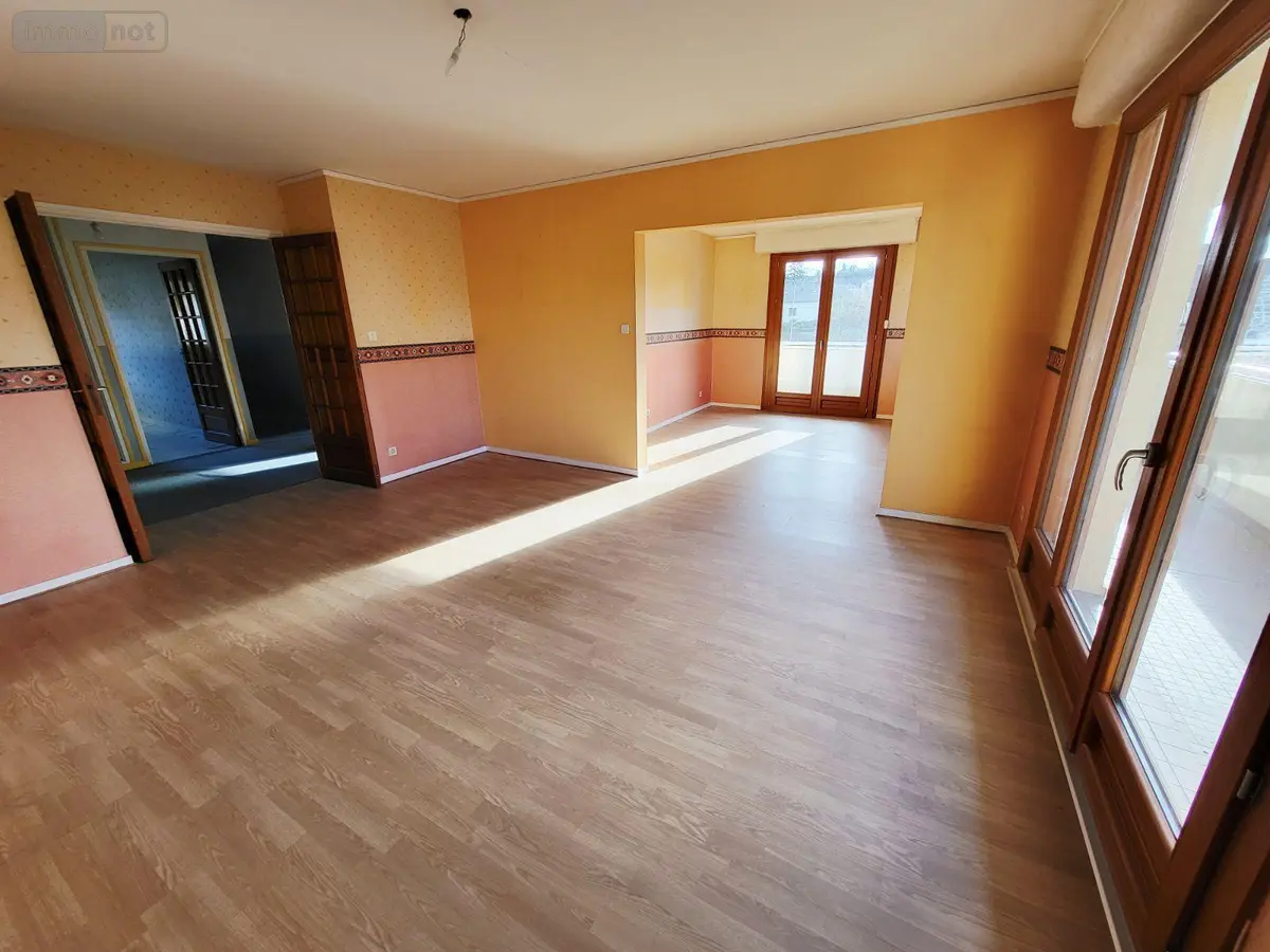 Appartement a vendre Ussel 19200 Corrèze 19 95 m2 3 pièces 69550 euros UA 130 001