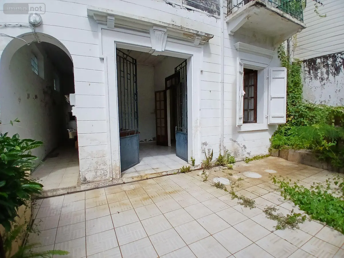 Maison a vendre Saint-Denis 97400 La Réunion 974 118 m2 5 pièces 675000 euros 97404/7 001