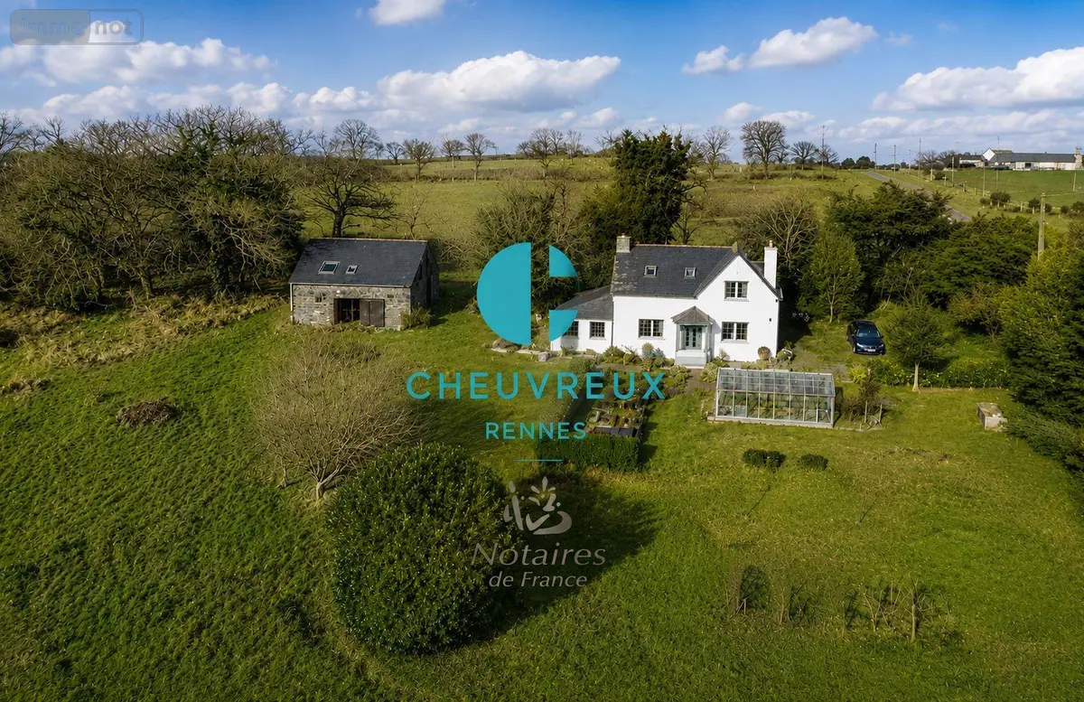 Maison a vendre Maël-Carhaix 22340 Côtes-d'Armor 22 113 m2 5 pièces 145000 euros CHEUVREUX MC1-VI 001