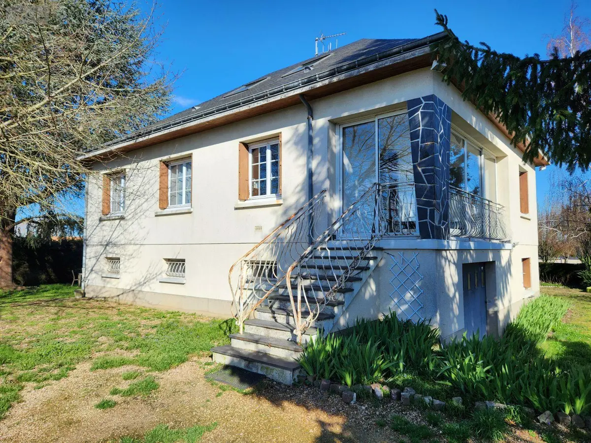 Maison a vendre Crosmières 72200 Sarthe 72 136 m2 7 pièces 188640 euros 1235 001