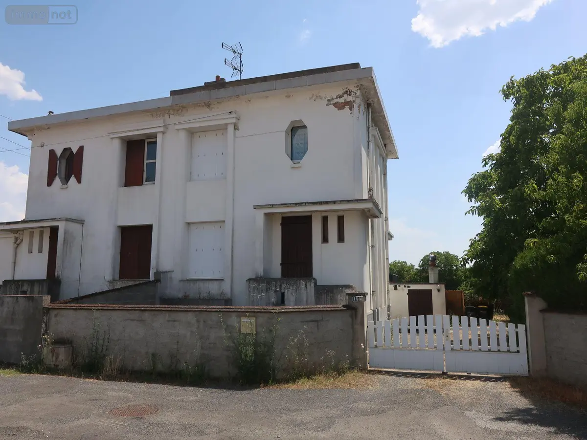 Maison a vendre Châtellerault 86100 Vienne 86 90 m2 4 pièces 59000 euros 86024-MAIS2438 001