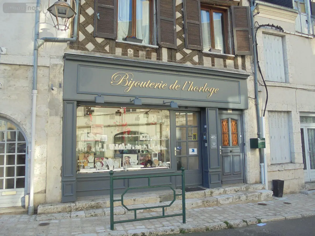 Fonds et murs commerciaux a vendre Beaugency 45190 Loiret 45 36 m2 2 pièces 100100 euros 091/1497 001