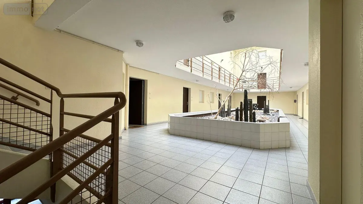 Appartement a vendre Troyes 10000 Aube 10 54 m2 1 pièce 97000 euros 1749 001