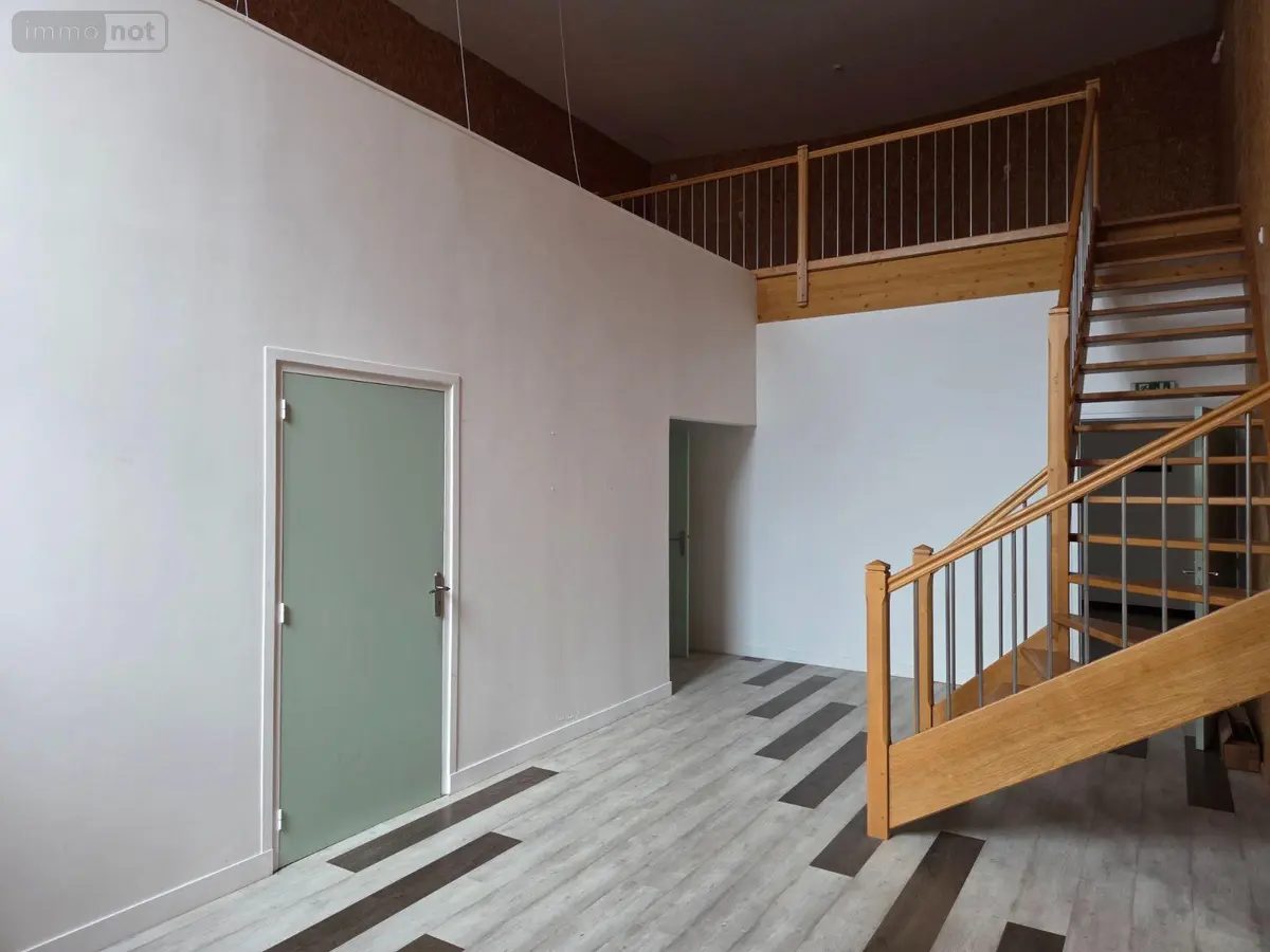 Fonds et murs commerciaux a vendre Mayenne 53100 Mayenne 53 126 m2 3 pièces 136000 euros 53075/FC13 001