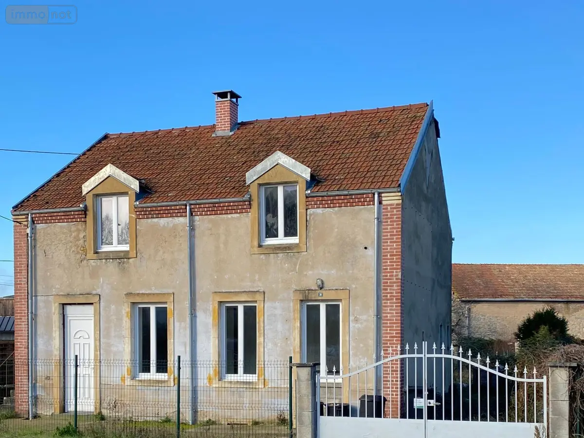 Maison a vendre Molinet 03510 Allier 03 101 m2 4 pièces 63480 euros M-E-TI2 001