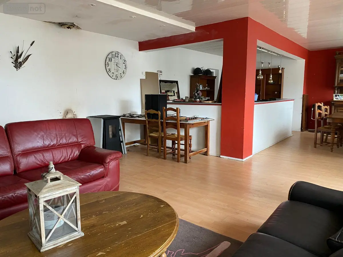 Maison a vendre Molinet 03510 Allier 03 246 m2 5 pièces 94920 euros M-E-TI 001