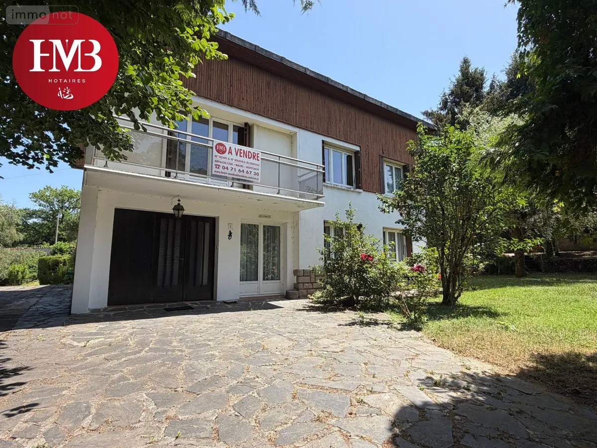Maison a vendre Arpajon-sur-Cère 15130 Cantal 15 170 m2 9 pièces 168800 euros 10627/1031 001