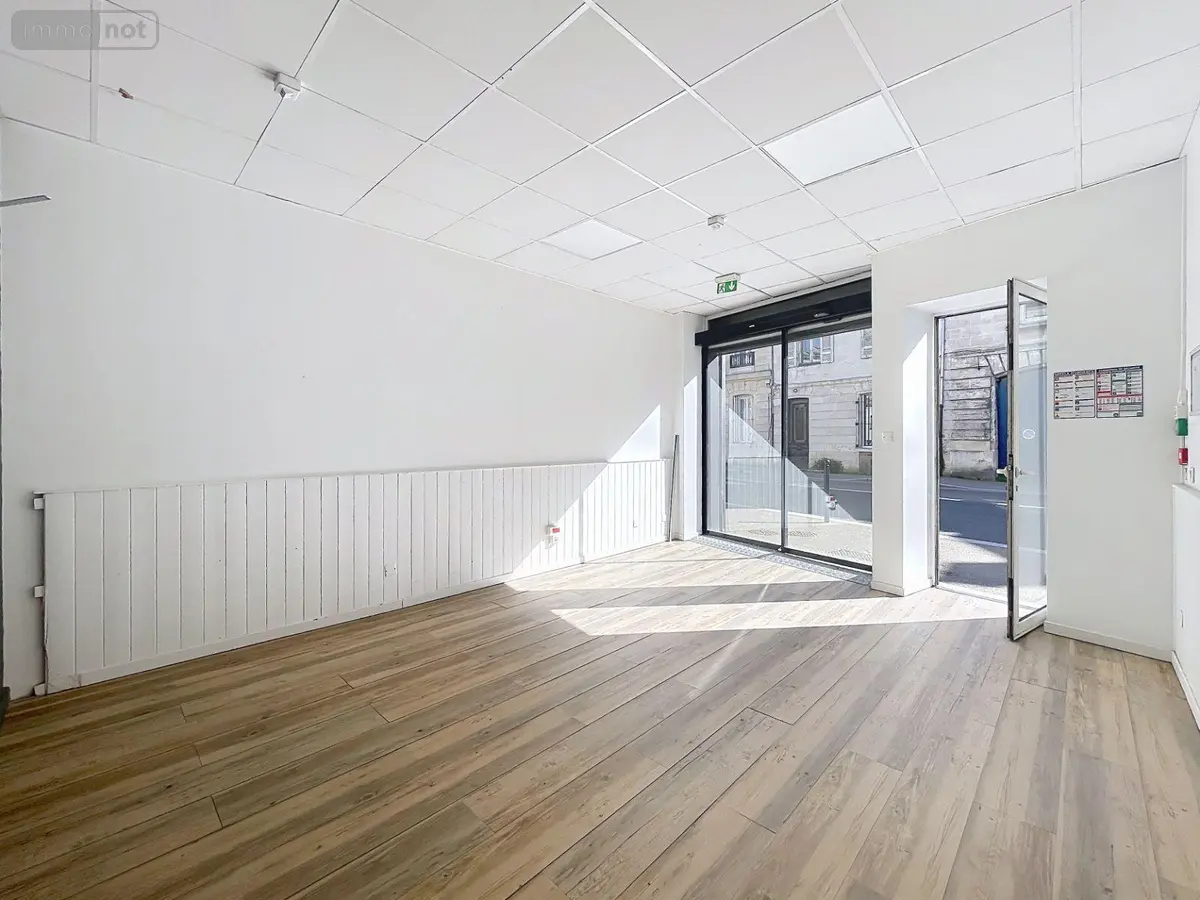 Fonds et murs commerciaux a vendre Bordeaux 33000 Gironde 33 58 m2 3 pièces 198500 euros 011-492 001
