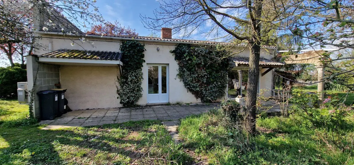Maison a vendre Sainte-Radegonde 79100 Deux-Sèvres 79 87 m2 3 pièces 64900 euros 79079-51 001