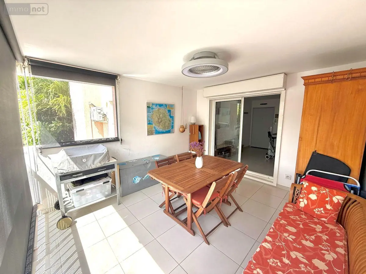Appartement a vendre Saint-Paul 97434 La Réunion 974 38 m2 2 pièces 300000 euros 97424/259 001