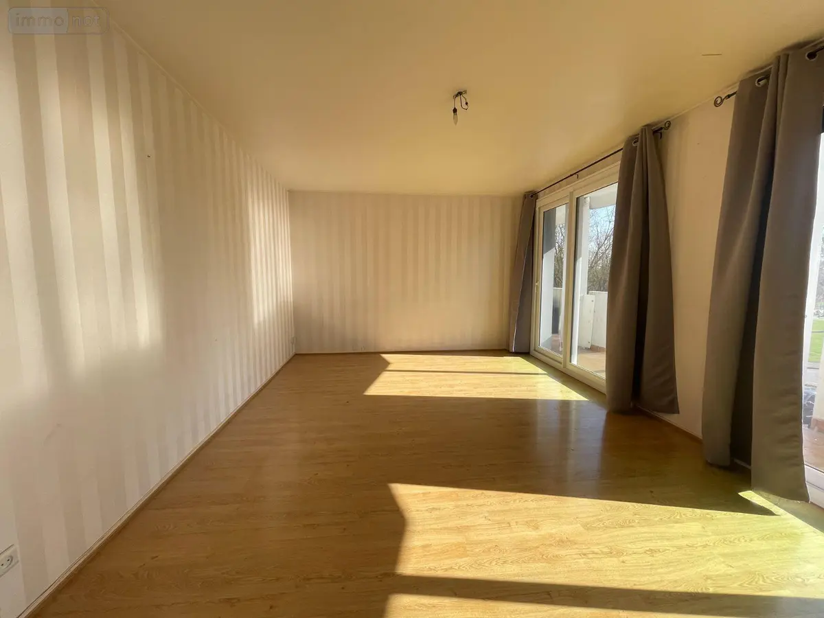 Appartement a vendre Saint-Quentin 02100 Aisne 02 80 m2 5 pièces 55000 euros 10064/184 001