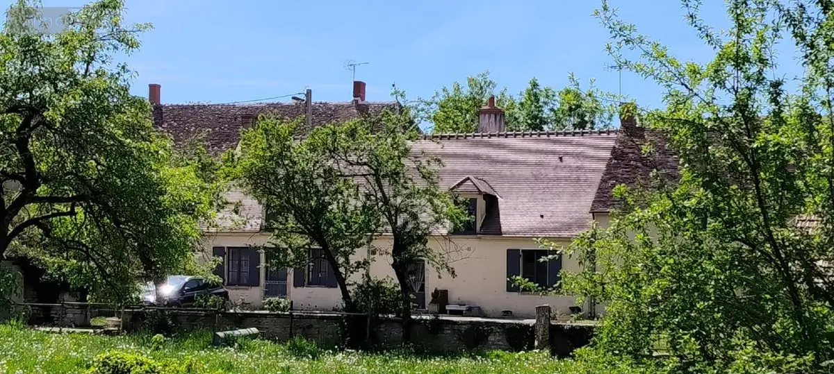 Maison a vendre Charly 18350 Cher 18 167 m2 7 pièces 229999 euros 26066 001