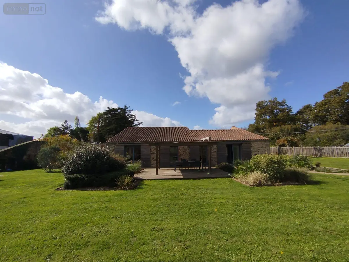 Maison a vendre Les Herbiers 85500 Vendée 85 175 m2 6 pièces 480000 euros 85013-1090066 001