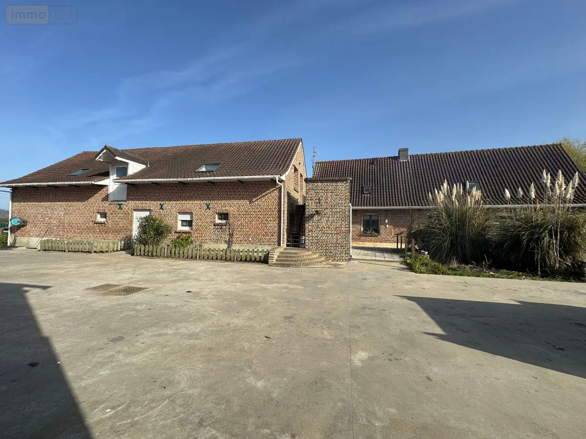 Propriete a vendre Saint-Sylvestre-Cappel 59114 Nord 59 420 m2 18 pièces 878500 euros H126016 001