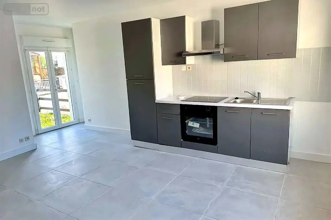Appartement a vendre Troarn 14670 Calvados 14 53 m2 3 pièces 141750 euros 14005//447 001