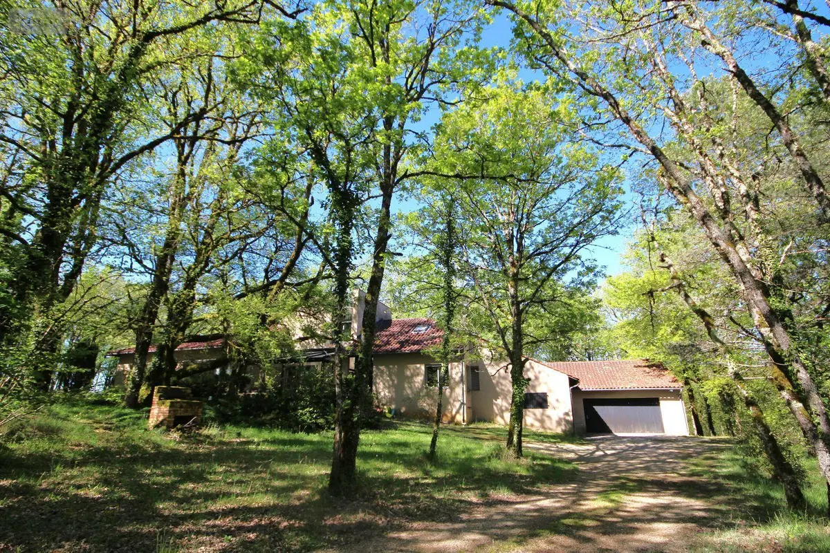 Maison a vendre Villefranche-de-Rouergue 12200 Aveyron 12 247 m2 7 pièces 313200 euros 3211 001