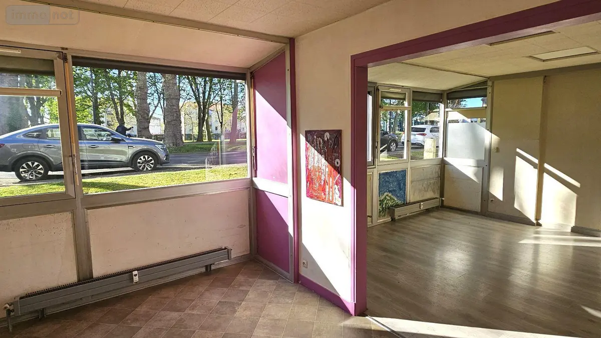 Fonds et murs commerciaux a vendre Vitry-le-François 51300 Marne 51 70 m2 3 pièces 65000 euros 51081/968 001