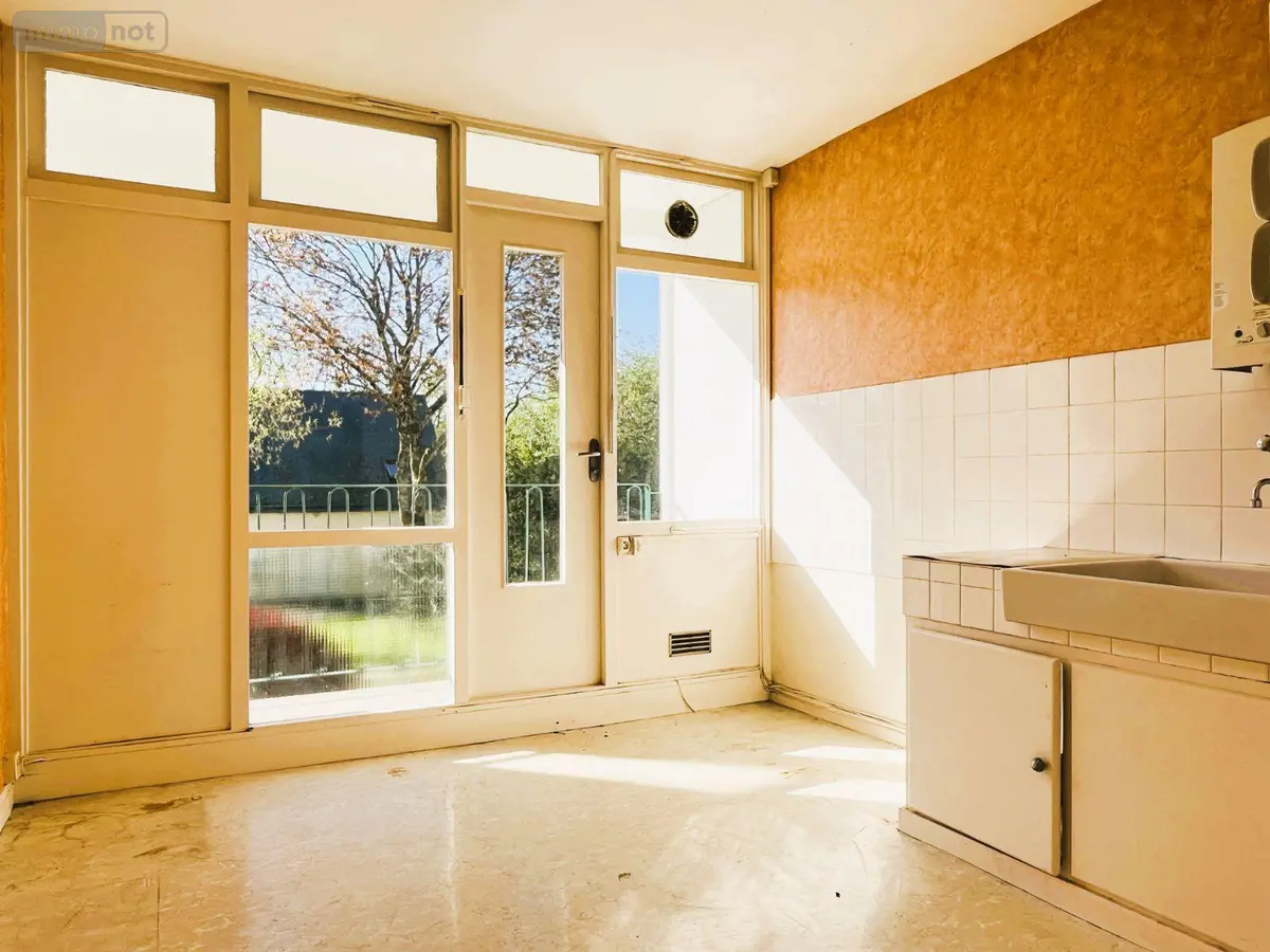 Appartement a vendre Avranches 50300 Manche 50 68 m2 3 pièces 106000 euros 12547/370 001