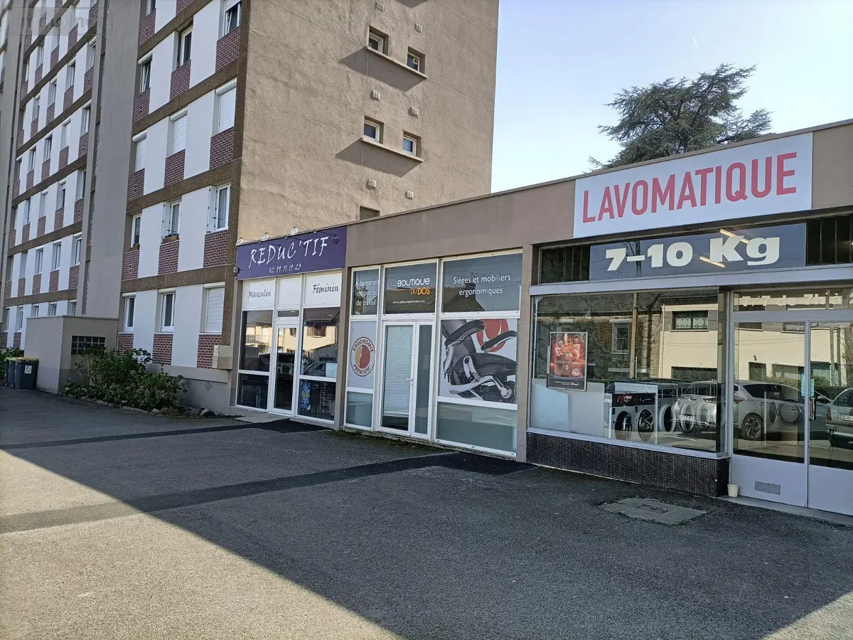 Location fonds et murs commerciaux Rennes 35200 Ille-et-Vilaine 35 43 m2 2 pièces 500 euros 35129-6805 001