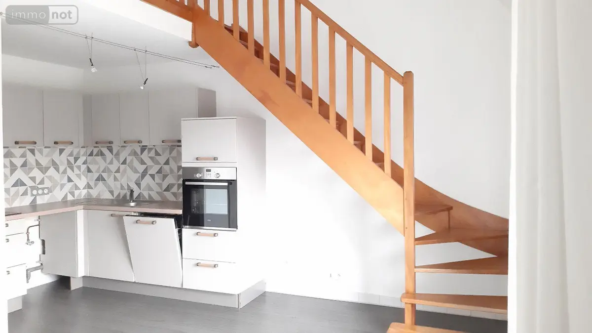 Appartement a vendre Rennes 35000 Ille-et-Vilaine 35 57 m2 3 pièces 197200 euros 010/2253 001