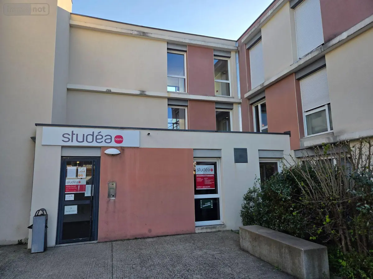 Appartement a vendre Bron 69500 Rhône 69 18 m2 1 pièce 82000 euros 13779/991 001