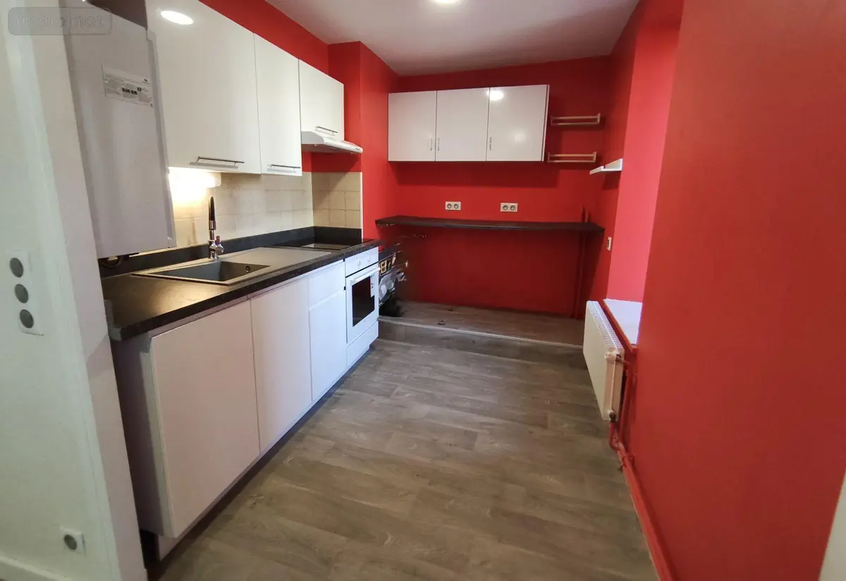 Appartement a vendre Riom 63200 Puy-de-Dôme 63 64 m2 4 pièces 126600 euros 13352/480 001