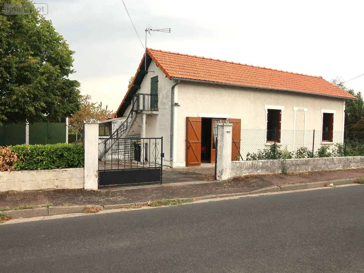 Maison a vendre Châtellerault 86100 Vienne 86 100 m2 4 pièces 131000 euros 86024-MAIS2452 001