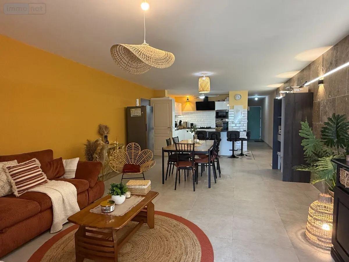 Appartement a vendre Saint-Denis 97490 La Réunion 974 104 m2 3 pièces 350000 euros 97405/275 001