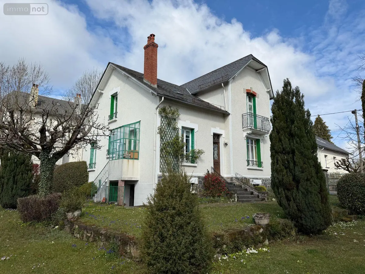 Maison a vendre Mauriac 15200 Cantal 15 134 m2 6 pièces 148400 euros 15060/1263 001
