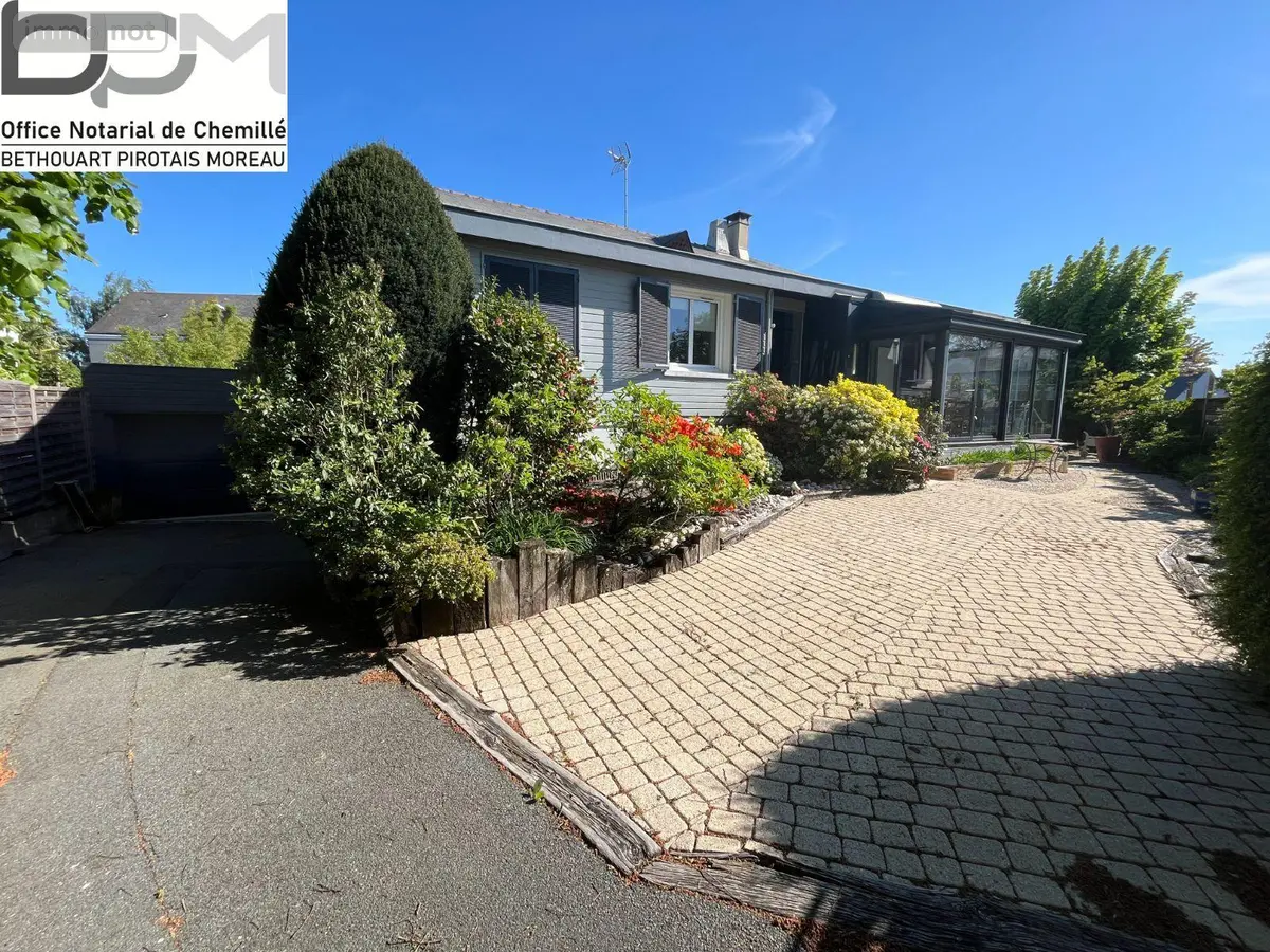 Maison a vendre Chemillé-en-Anjou 49120 Maine-et-Loire 49 195 m2 7 pièces 362250 euros 49062/814 001
