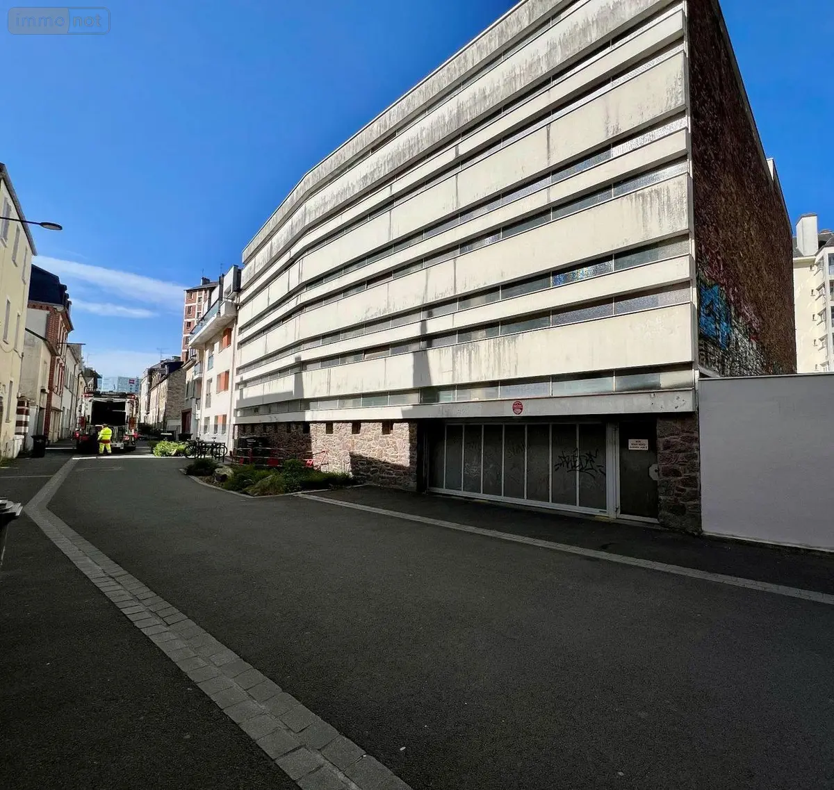 Garage et parking a vendre Rennes 35000 Ille-et-Vilaine 35 14 m2 1 pièce 29000 euros 11772/172 001