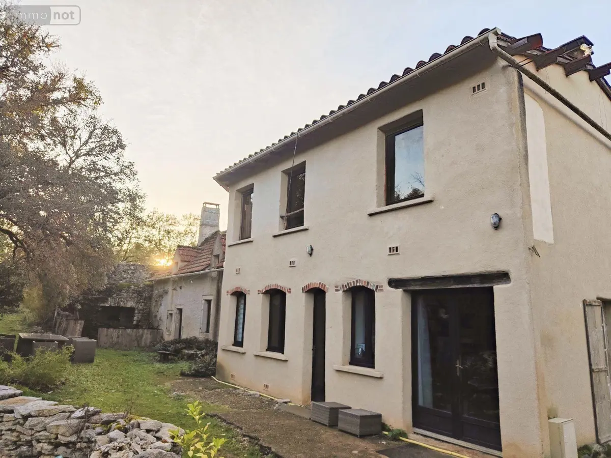 Propriete a vendre Varaire 46260 Lot 46 132 m2 6 pièces 256312 euros LI/656 001