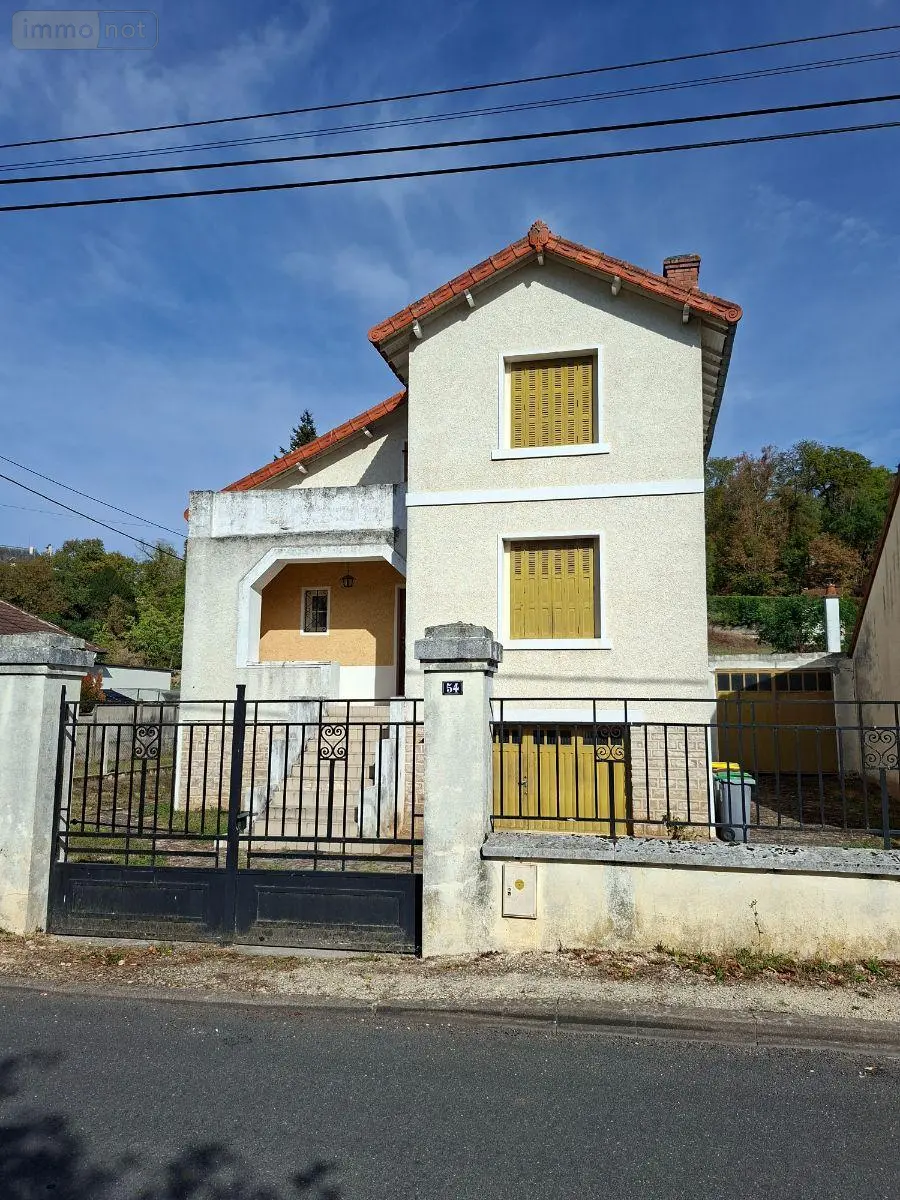 Maison a vendre Saint-Amand-Montrond 18200 Cher 18 88 m2 4 pièces 97520 euros 26093 001