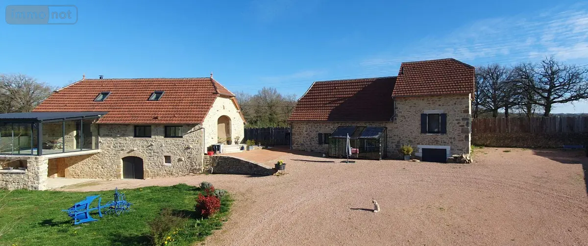 Propriete a vendre Reyrevignes 46320 Lot 46 205 m2 6 pièces 522000 euros 46030/PROP/576 001