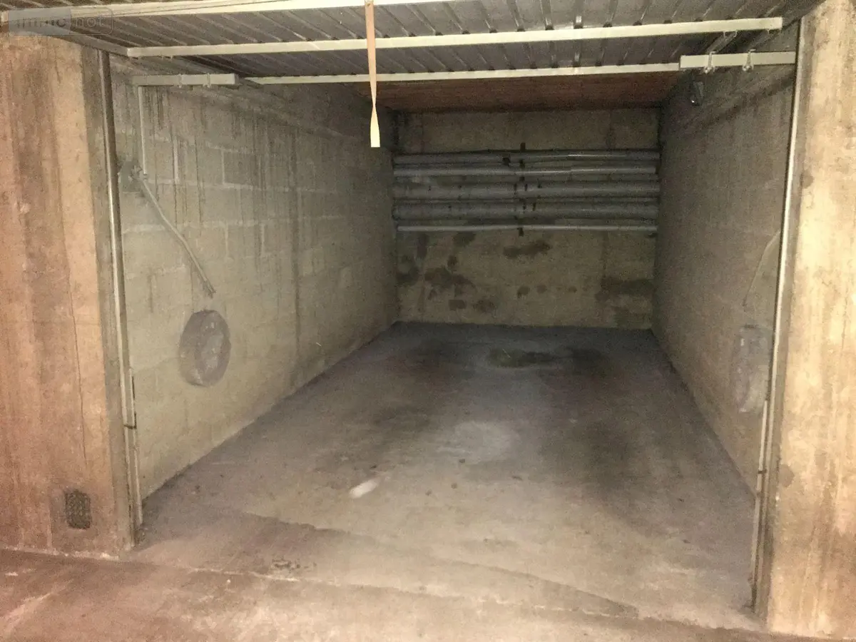 Location garage et parking Rennes 35000 Ille-et-Vilaine 35 15 m2 1 pièce 80 euros 11803/2412 001
