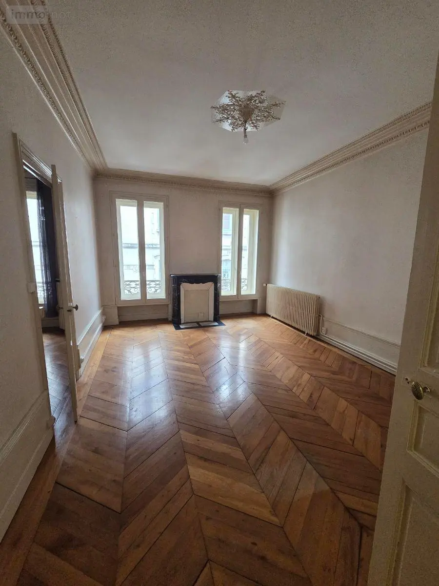 Location appartement Louhans-Châteaurenaud 71500 Saône-et-Loire 71 80 m2 3 pièces 487 euros GERANCE 11B 001