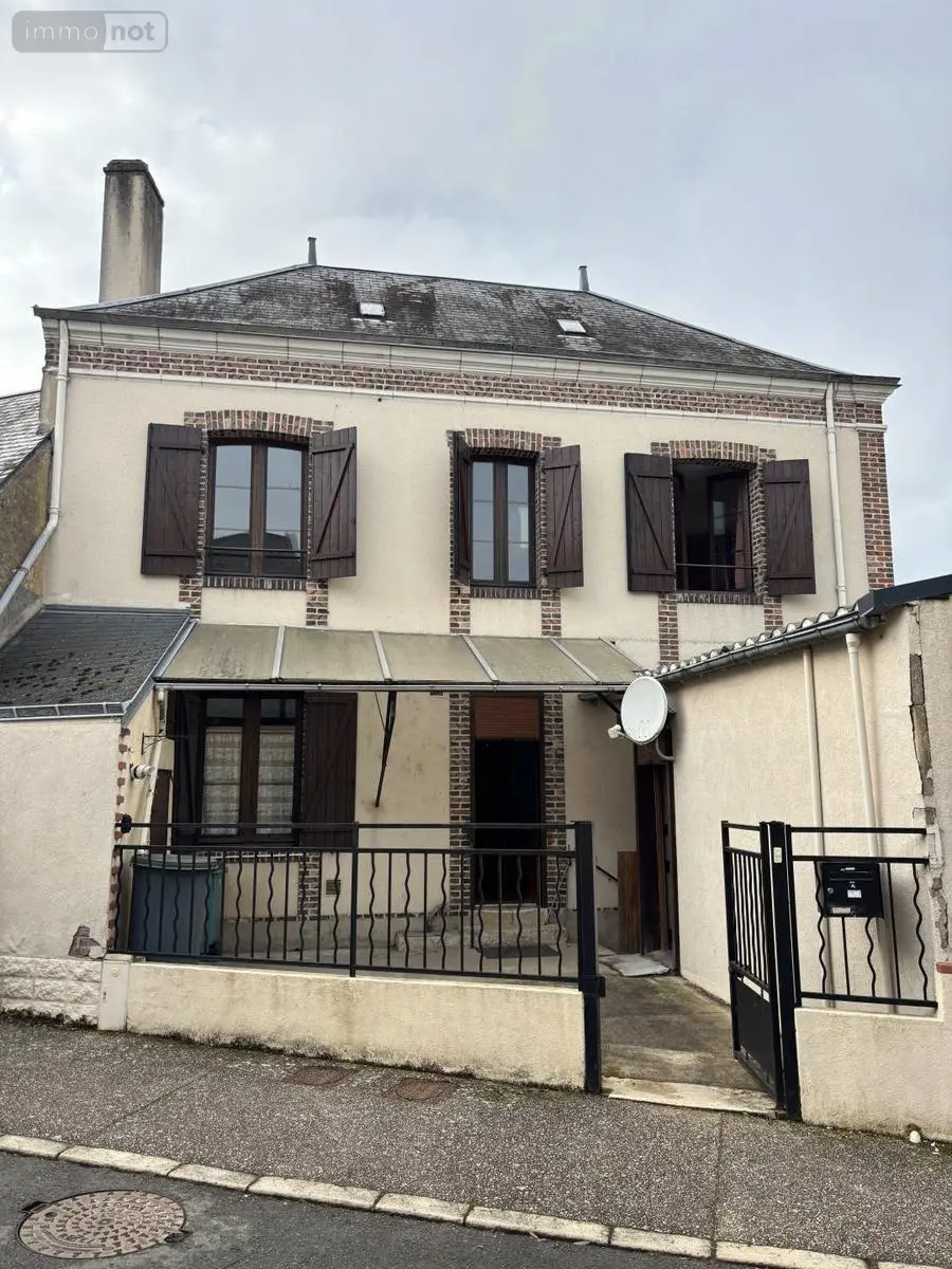 Maison a vendre Bessé-sur-Braye 72310 Sarthe 72 85 m2 78900 euros 101/1971 001