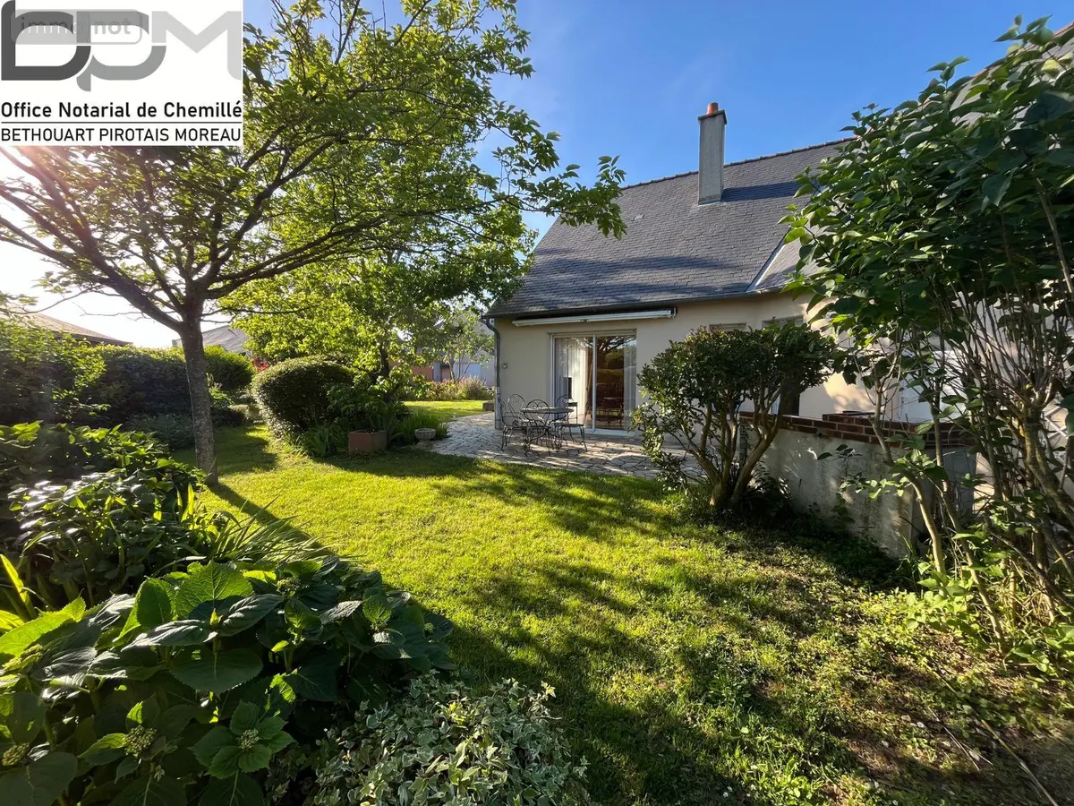 Maison a vendre Chemillé-en-Anjou 49120 Maine-et-Loire 49 105 m2 5 pièces 250000 euros 49062/817 001