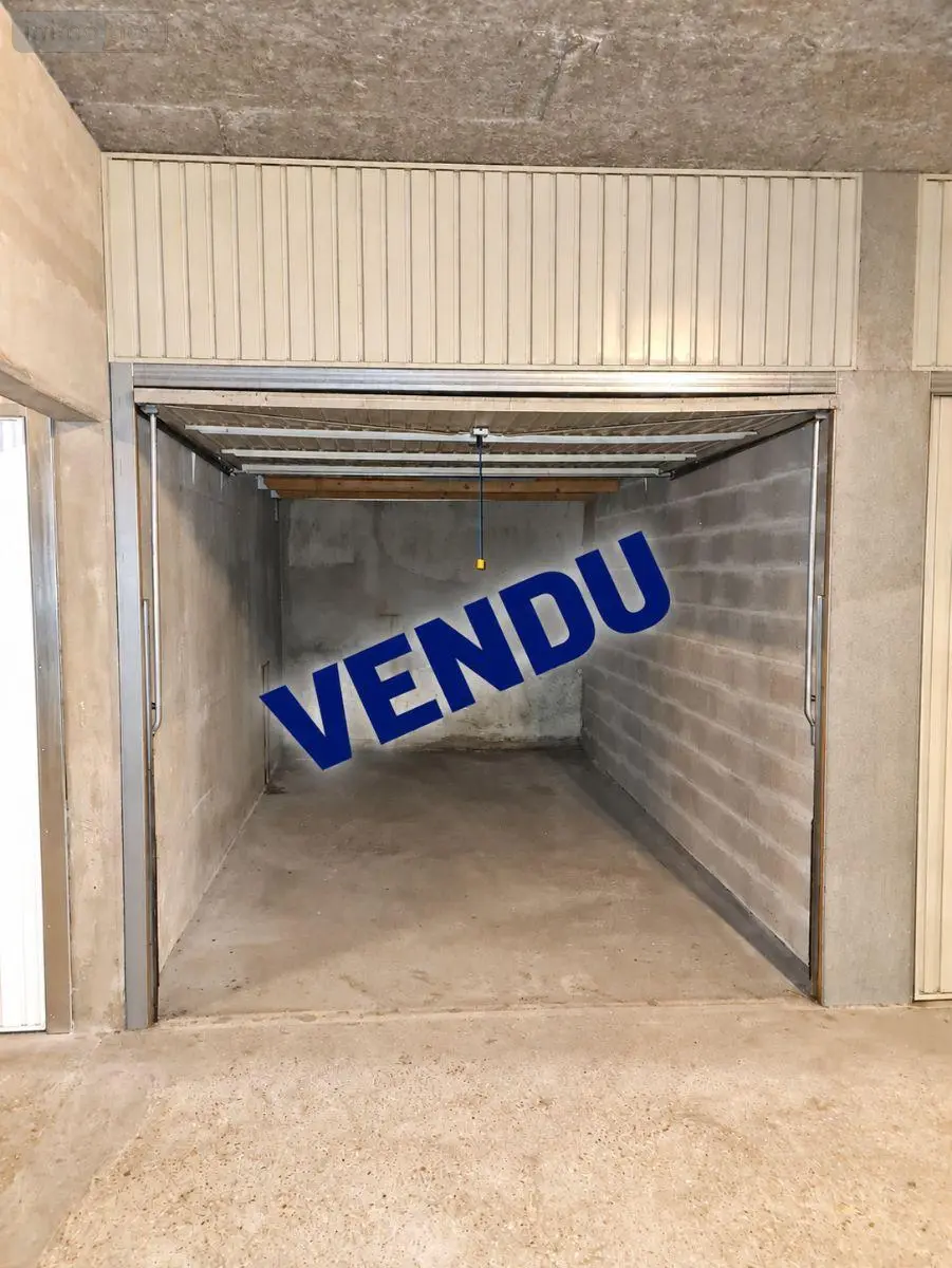 Garage et parking a vendre Paris 20e Arrondissement 75020 Paris 75 13 m2 1 pièce 23000 euros 77004-69 001