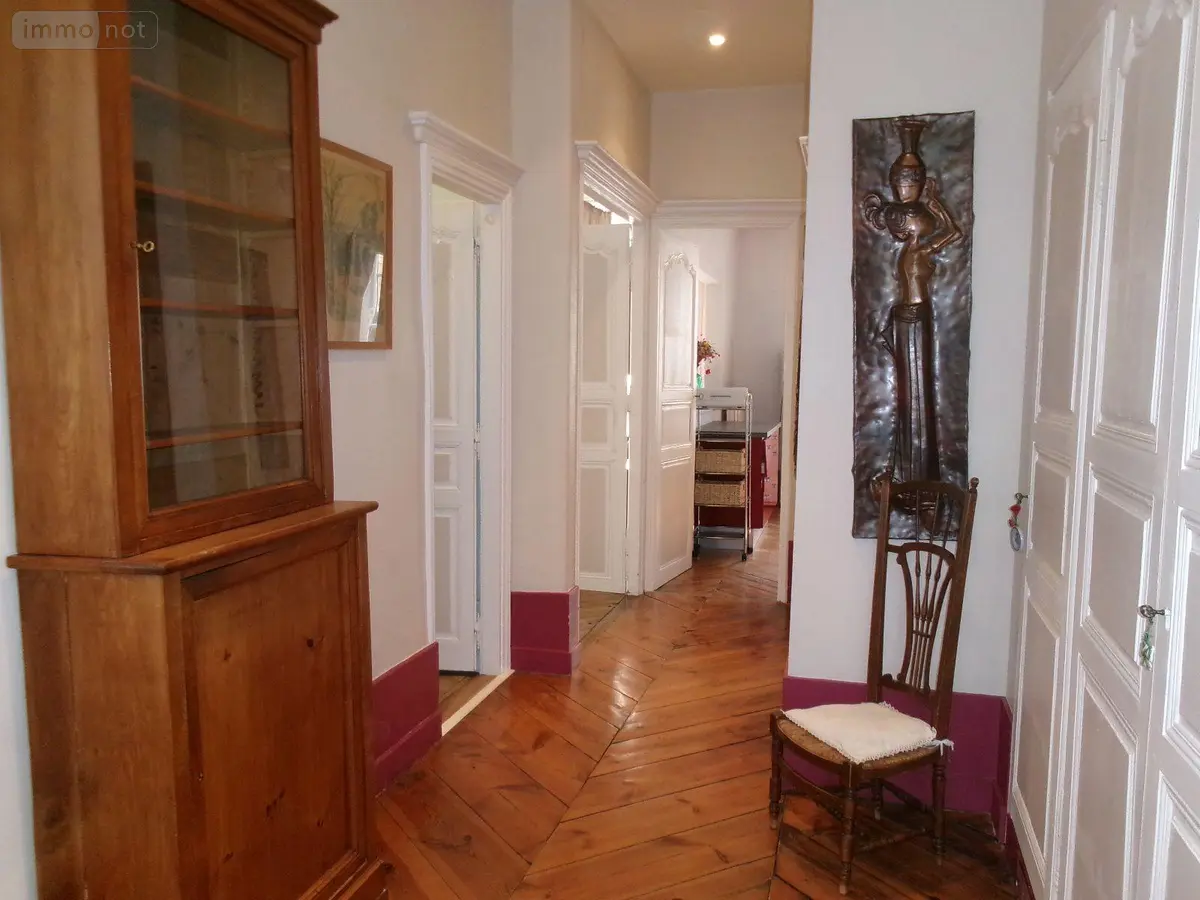 Appartement a vendre Issoire 63500 Puy-de-Dôme 63 83 m2 3 pièces 156000 euros 13385/181 001