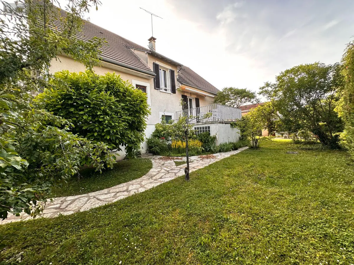 Maison a vendre Villeneuve-sur-Yonne 89500 Yonne 89 282 m2 9 pièces 289000 euros 89062-124 001