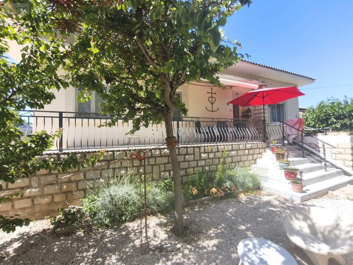Maison a vendre Saint-Martin-de-Crau 13310 Bouches-du-Rhône 13 107 m2 5 pièces 388500 euros 075/209 001