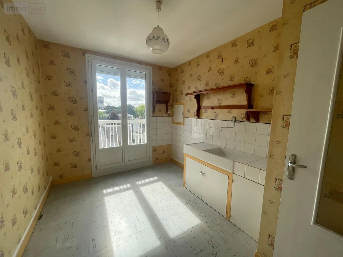 Appartement a vendre Rennes 35000 Ille-et-Vilaine 35 57 m2 3 pièces 167200 euros 1004327 001
